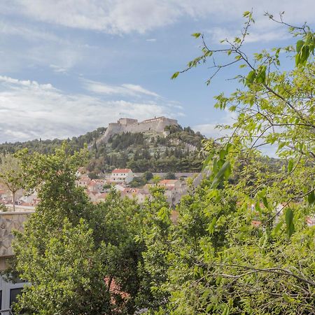 Mamma Mia Apartments-City Center Hvar Town Exterior photo